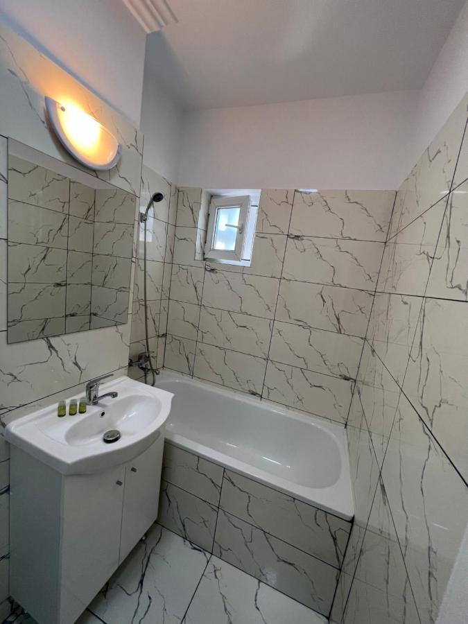 Sunny Apartment Center Suceava Exterior foto