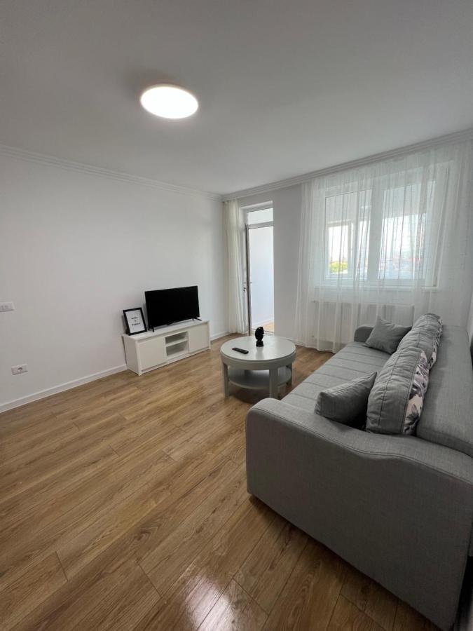 Sunny Apartment Center Suceava Exterior foto